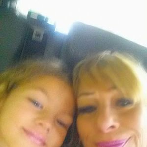 Meet your Posher, Debra